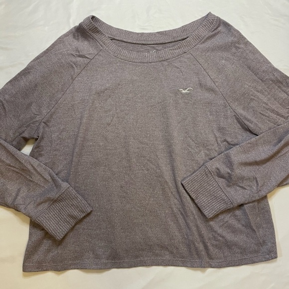Hollister size medium light purple crew neck sweater - Picture 2 of 4